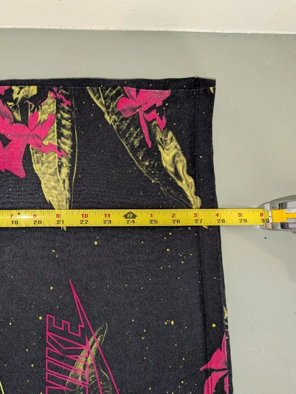 Women's Floral Nike Tank Top - Size XL